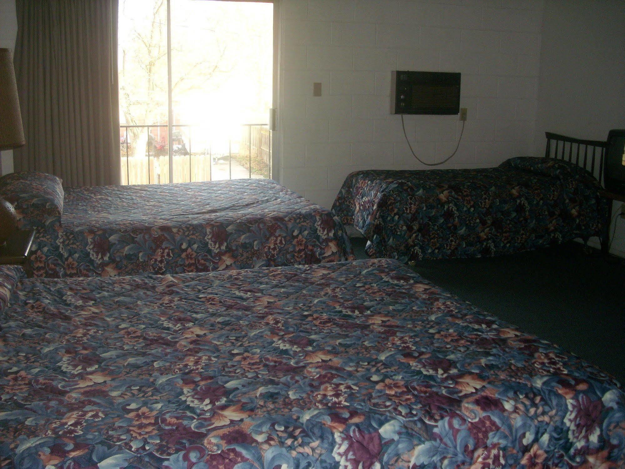 M&M Motel Connell Bagian luar foto